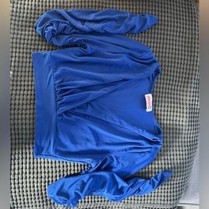 Long sleeve crop top